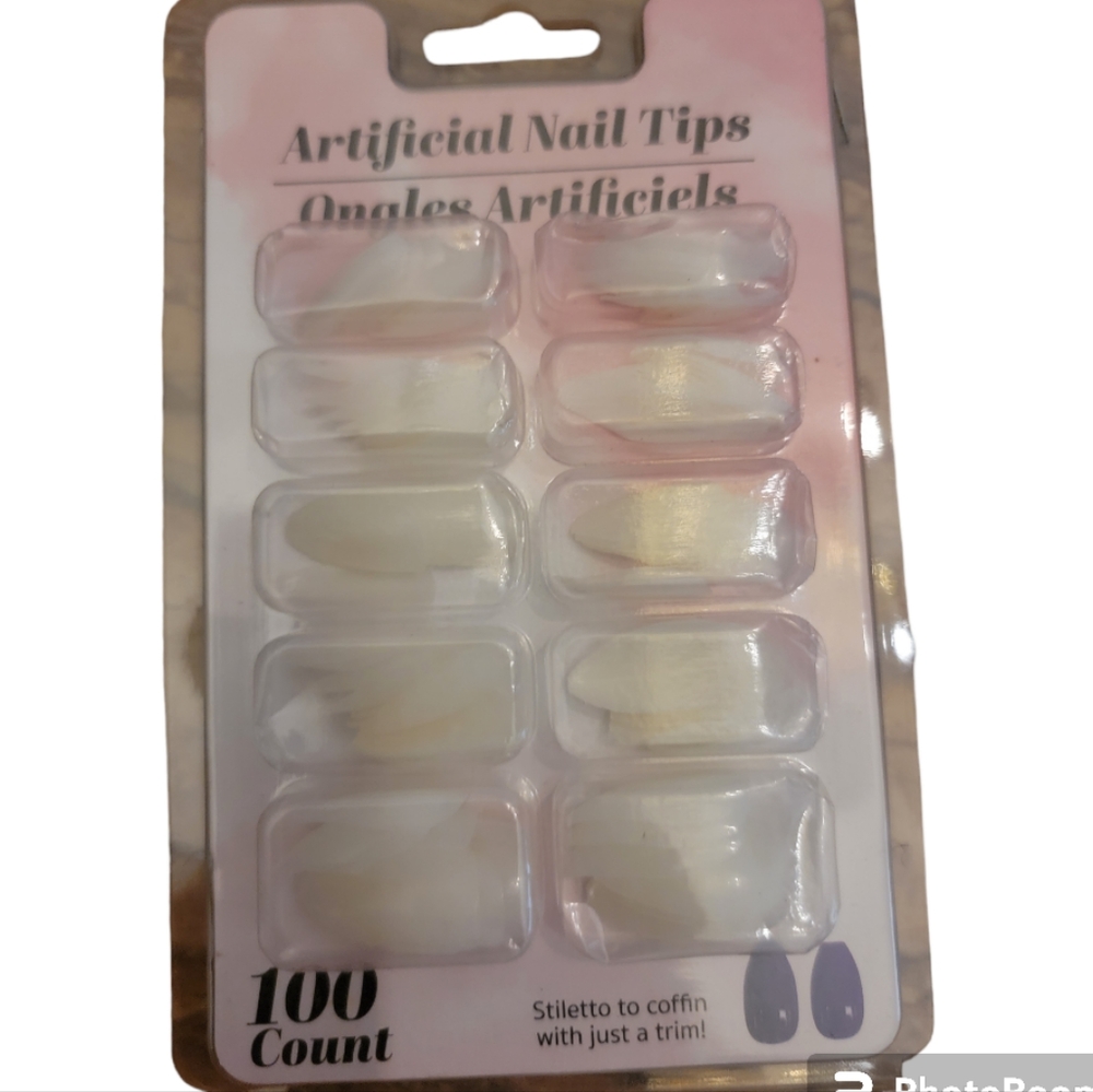 ARTIFICIAL NAIL TIPS